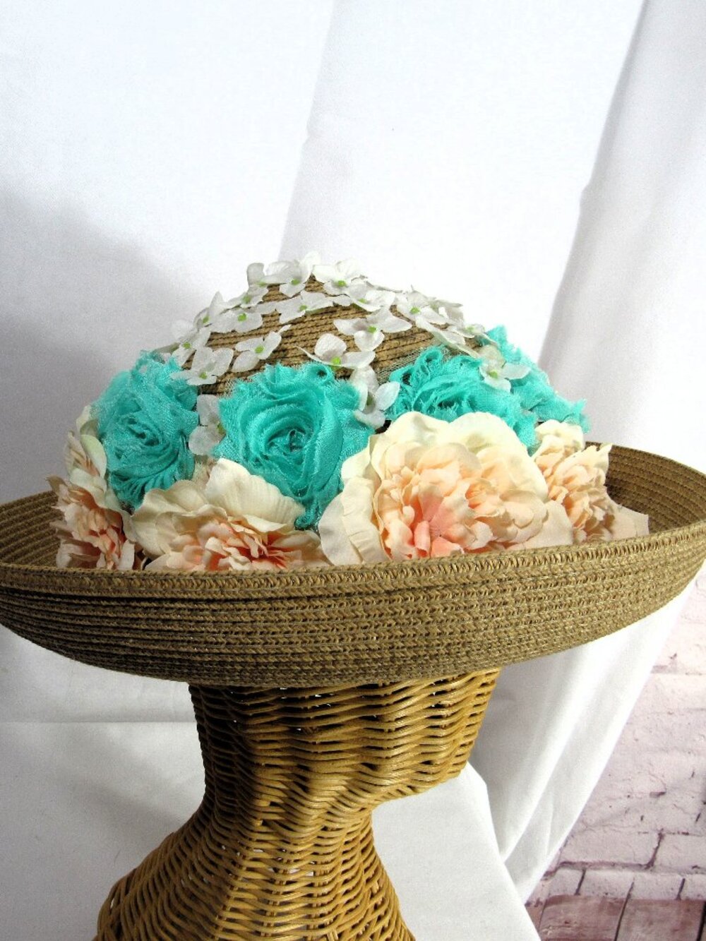 WOMAN'S SPRING FLORAL HAT, TEA PARTY BEACH PARTY FESTIVAL VACATION COLORFUL MED